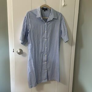 EUC Pomander Place blue and white striped shirt dress Sz M